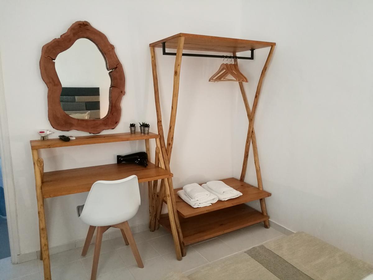 아다마스 Gerania Milos 아파트 외부 사진
